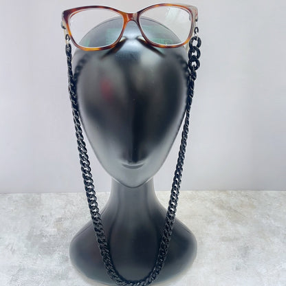 Lynkylynks eyewear chain works with most glasses—no need for special attachments
Available in multiple colours and designs
Lynkylynks are stylish glasses chains, durable for hands-free convenience
Perfect for busy lifestyles, our glasses accessories are made with love in the UK
