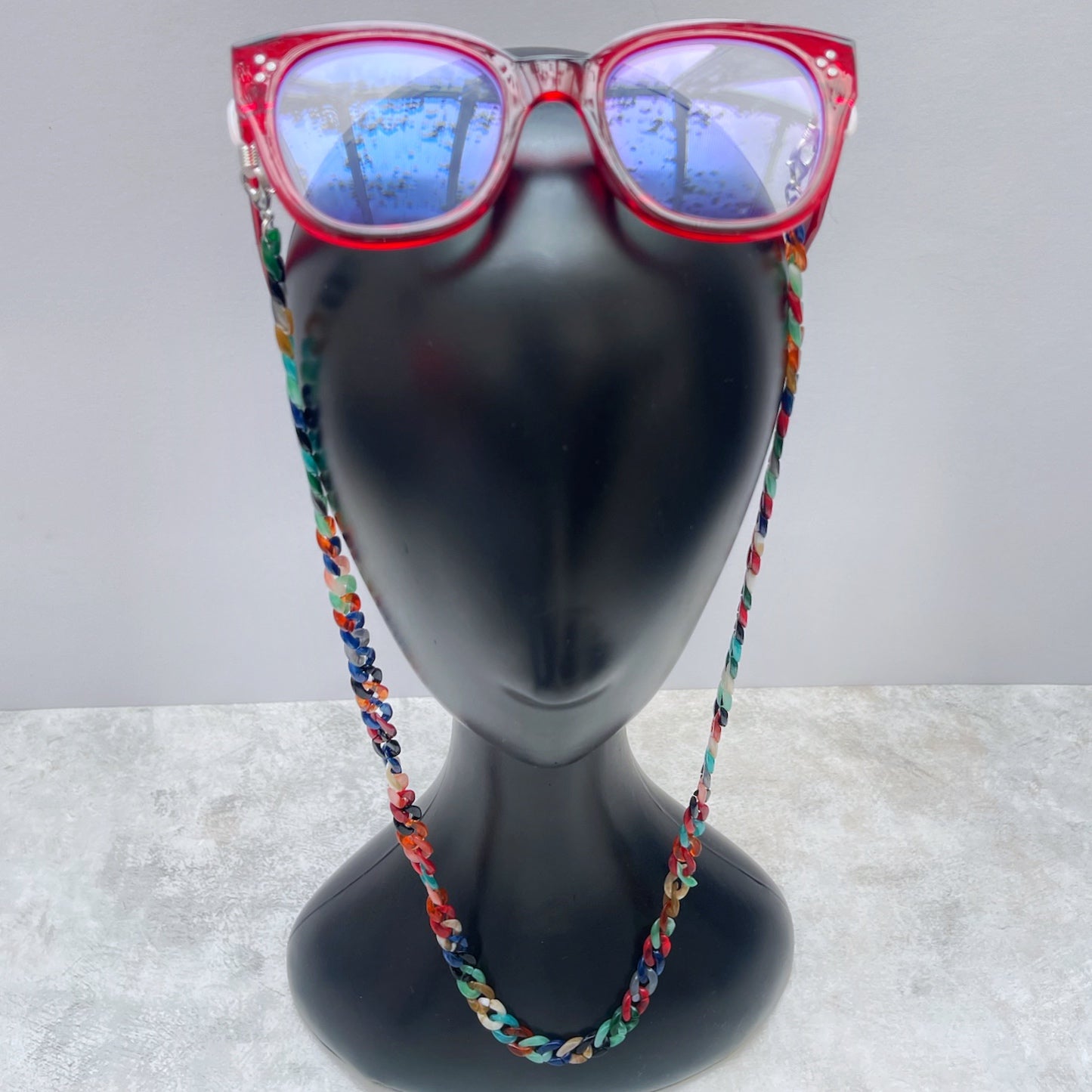 Lynkylynks eyewear chains work with most glasses—no need for special attachments

Available in multiple colours and designs

Lynkylynks are stylish glasses chains, durable for hands-free convenience

Perfect for busy lifestyles, our glasses accessories are made with love in the UK