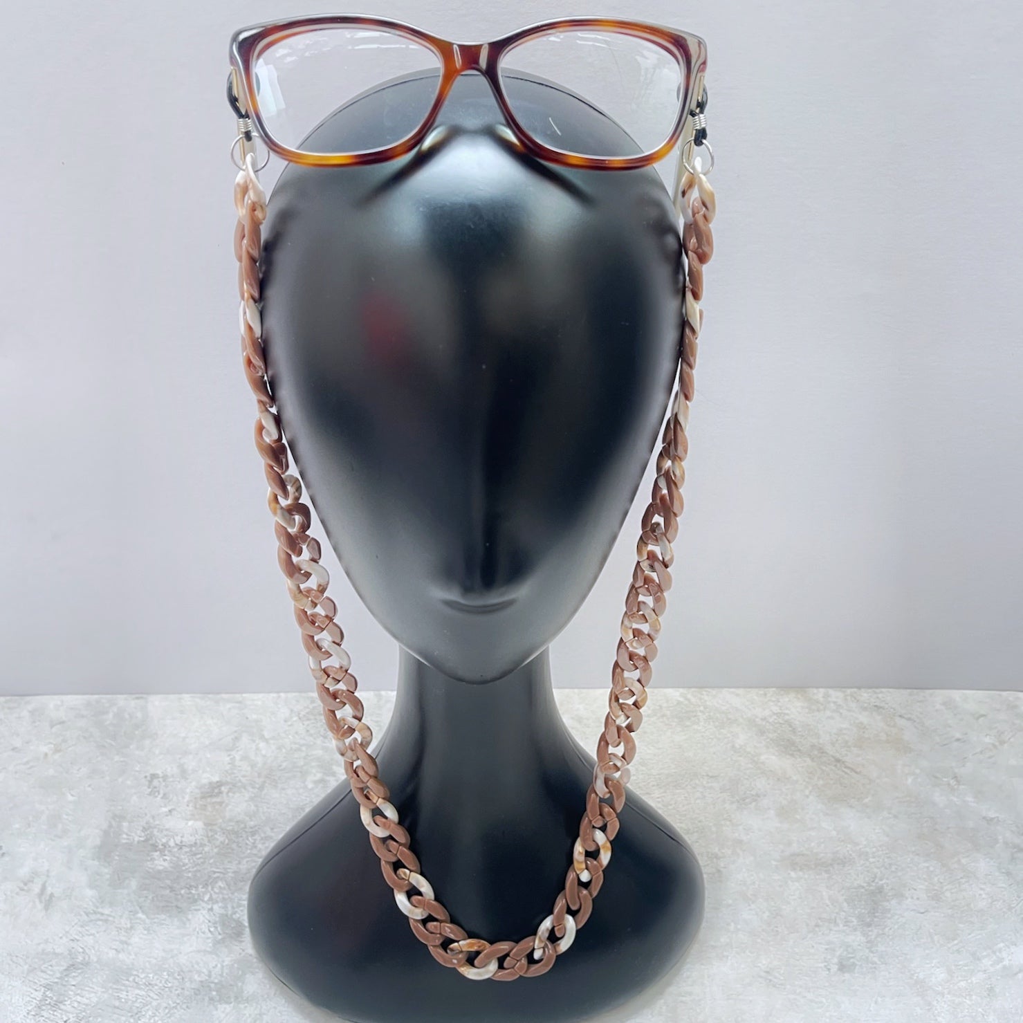 Lynkylynks eyewear chain works with most glasses—no need for special attachments

Available in multiple colours and designs

Lynkylynks are stylish glasses chains, durable for hands-free convenience

Perfect for busy lifestyles, our glasses accessories are made with love in the UK